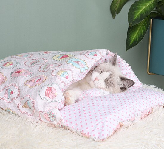 Warm Cat Sleeping Bag with Pillow