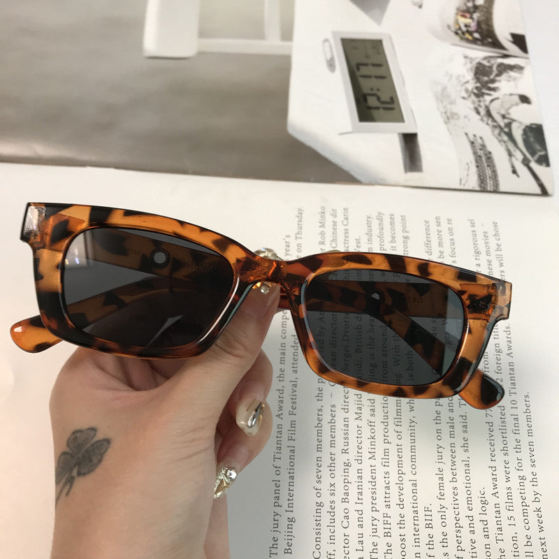 Women's Rectangle Vintage Sunglasses