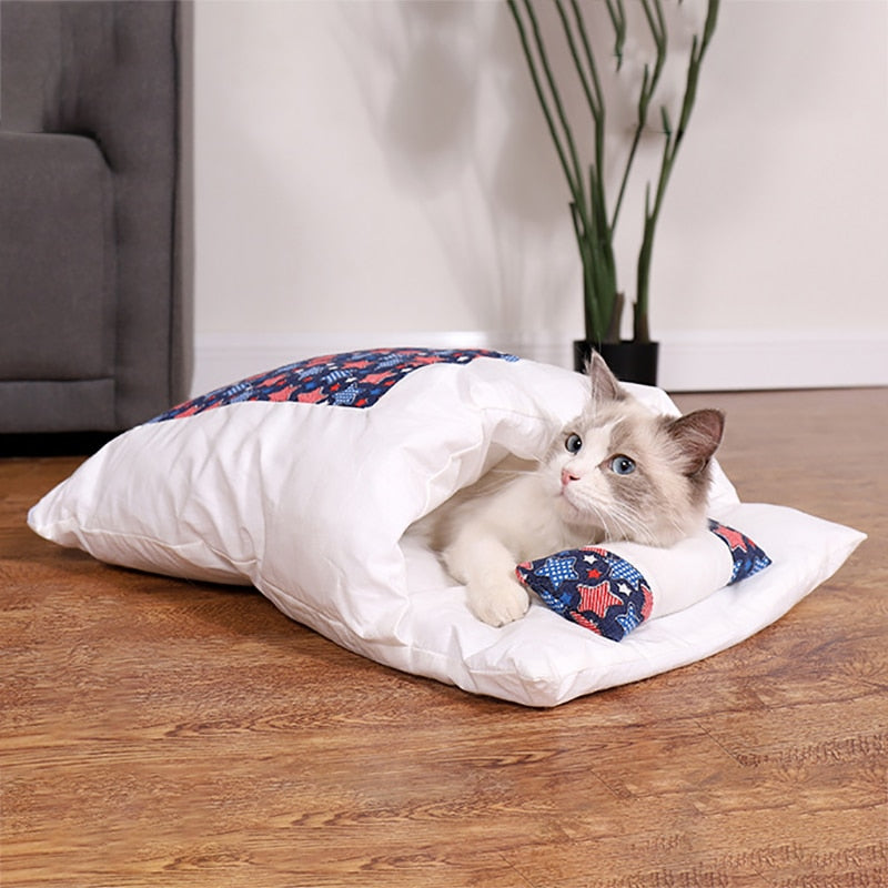 Warm Cat Sleeping Bag with Pillow