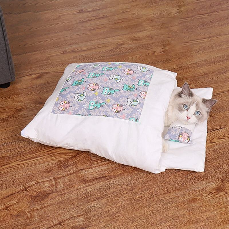 Warm Cat Sleeping Bag with Pillow